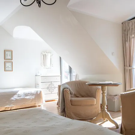 Lawendowo B&B Jeziorowskie